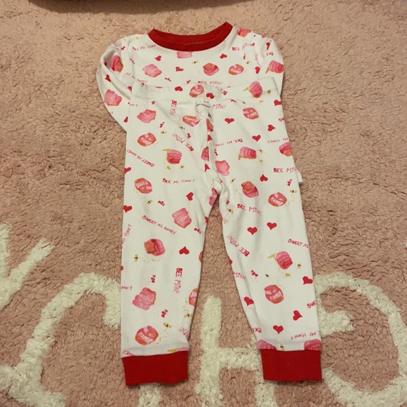 Burt's Bees Baby Other - Burts bees baby valentines pajamas